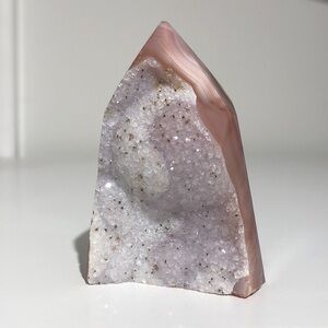 Druzy agate tower